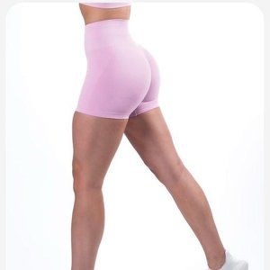 Alphalete Amplify Shorts Bloom